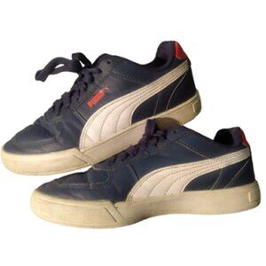 Boy's Puma Sneaker        Size 5.5C